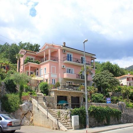 Apartments And Rooms By The Sea Medveja, Opatija - 2305 Lovran Eksteriør bilde
