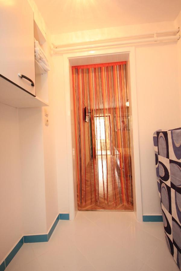 Apartments And Rooms By The Sea Medveja, Opatija - 2305 Lovran Eksteriør bilde