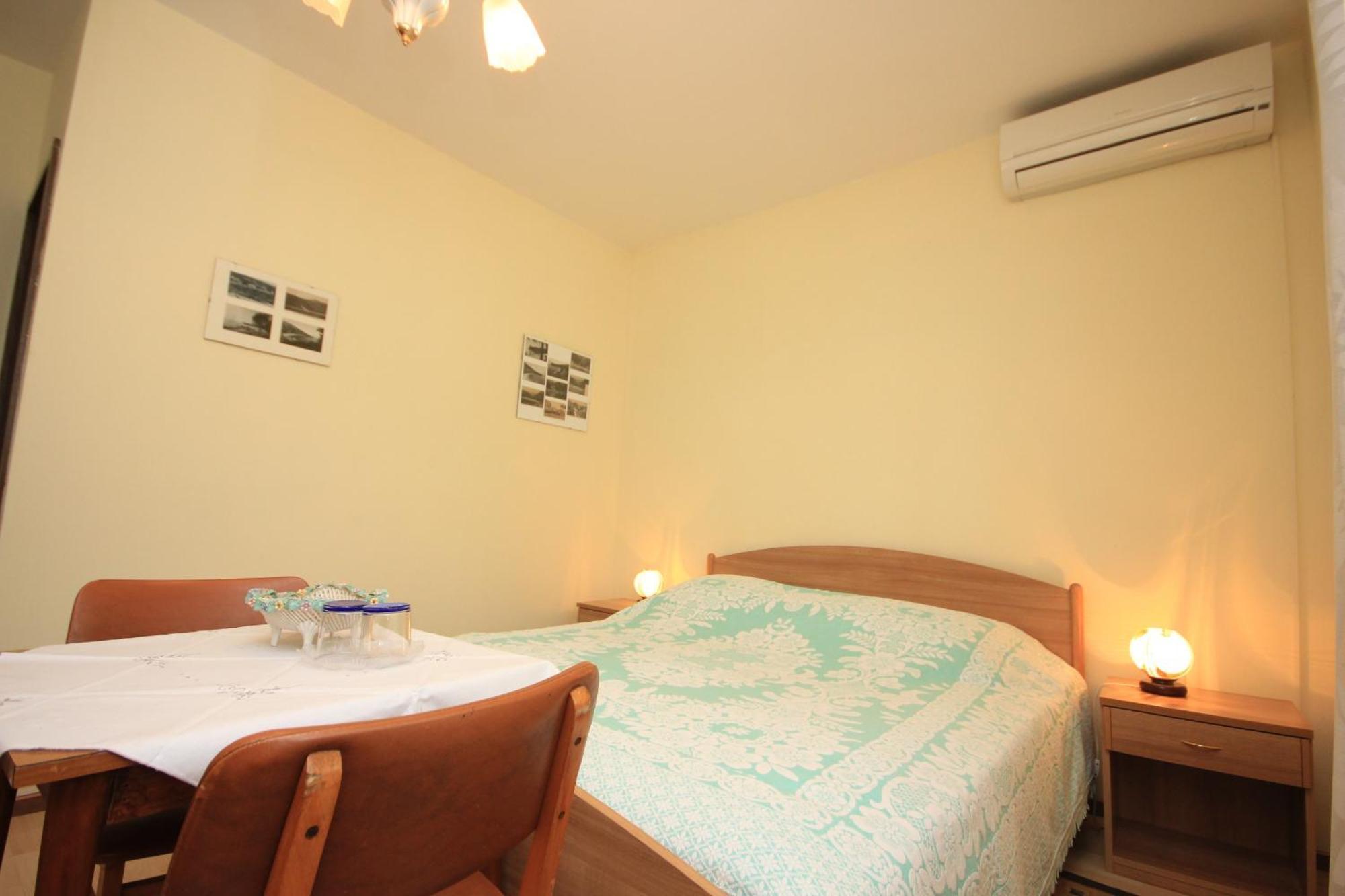 Apartments And Rooms By The Sea Medveja, Opatija - 2305 Lovran Rom bilde